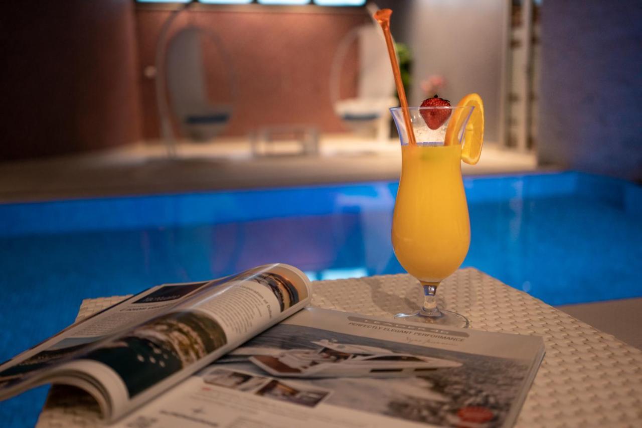 Life Hotel