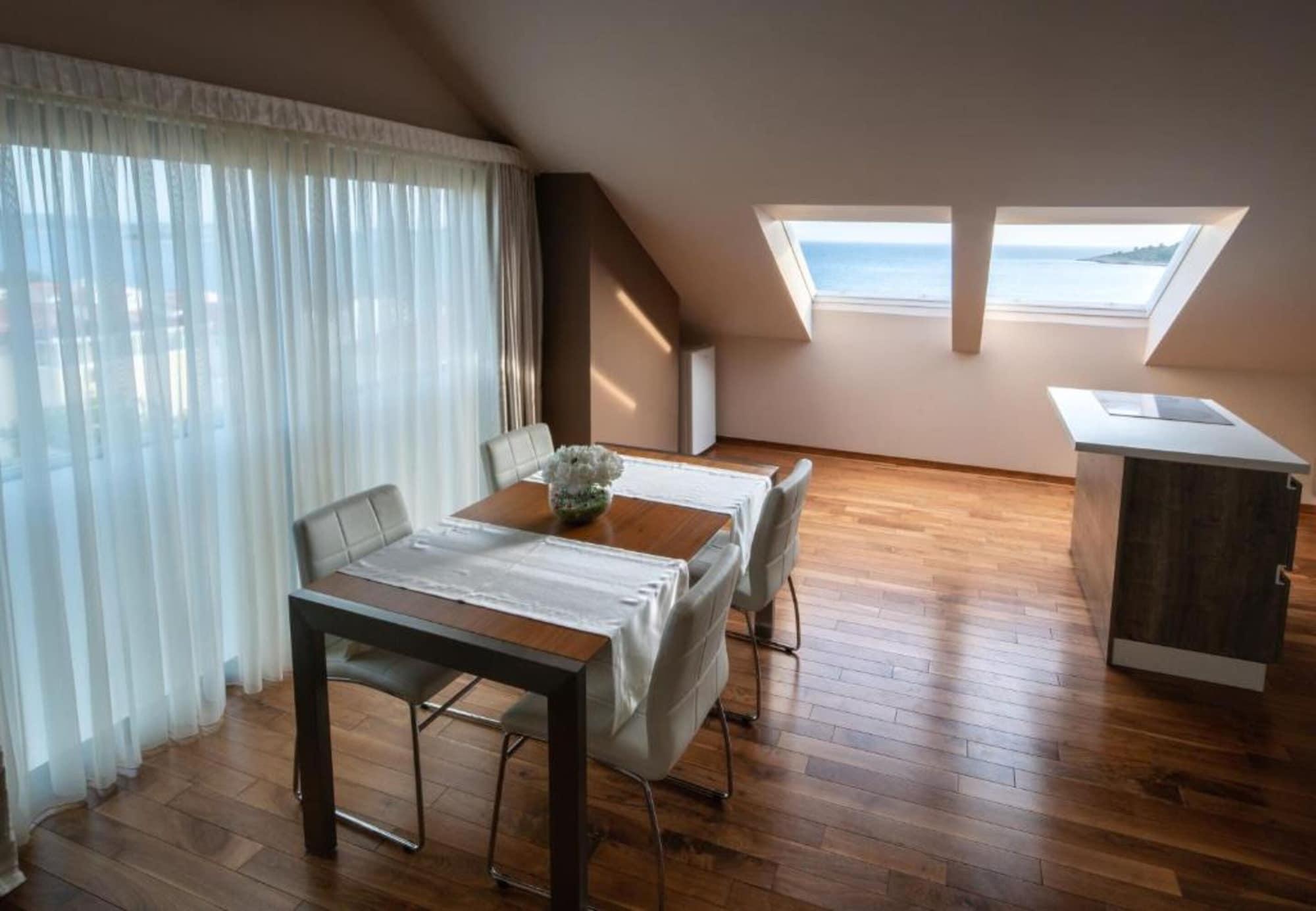 Boutique Life Hotel